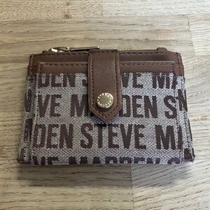 Steve Madden women’s Textured Brown and Gray Wallet